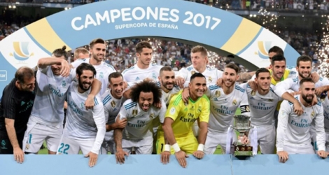 Le Real Madrid a remporté la Supercoupe d'Espagne aux dépens d'un FC Barcelone fantomatique, le 16 août 2017 au stade Santiago-Bernabeu de Madrid (2-0), confirmant sa nette victoire du match aller (3-1).