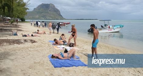 Statistics Mauritius prévoit à 1 360 000 le nombre d’arrivées pour l’année 2017. 