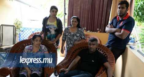 La famille Rujubali reste unie et solidaire face à l’adversité.