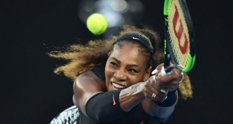 Serena Williams plans to return to competitive tennis in January, to defend her Australian Open title, which she won while newly pregnant 