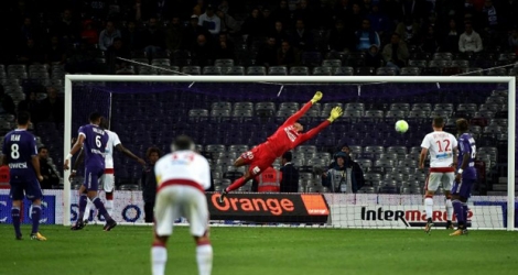 L'attaquant de Bordeaux Malcom inscrit l'unique but du match face à Toulouse au Stadium Municipal, le 15 septembre 2017.