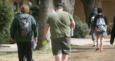 Si les tendances observées ces dernières années se poursuivent, l'obésité juvénile surpassera l'insuffisance pondérale d'ici 2022, prédisent toutefois les auteurs de cette étude, publiée dans la revue médicale britannique The Lancet.