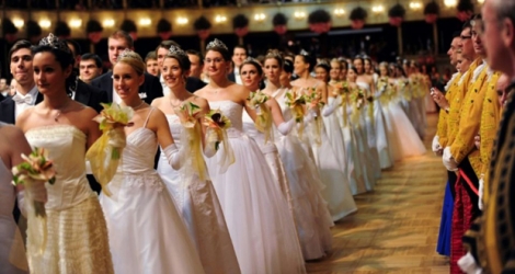 Le traditionnel Bal de l'Opéra de Vienne le 3 mars 2011.