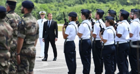 Emmanuel Macron arrive en Guyane, le 26 octobre 2017 à Cayenne