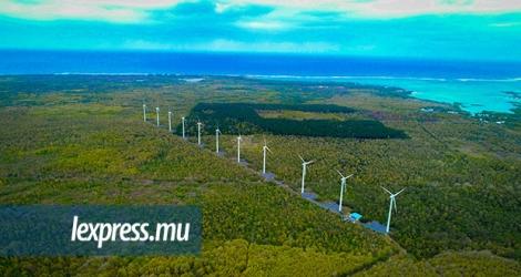 Le parc éolien de la société Eole Plaine des Roches Ltée opère 11 éoliennes. Il a produit 25 gigawatts d’électricité depuis 2016.