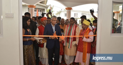 Le Premier ministre participait à l’inauguration du Dagotière Vedic Mandir, ce dimanche 5 novembre.
