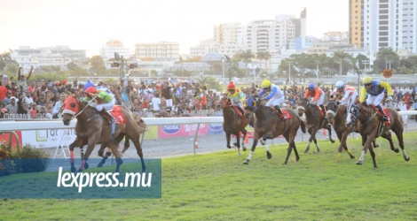 L’express Turf s’est associé au Mauritius Turf Club et a sponsorisé plusieurs courses de la 34e journée. 