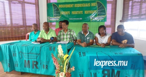 Nicolas Von Mally régionale a animé une conférence de presse ce 14 novembre à Terre-Rouge, Rodrigues.