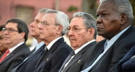 Le président cubain Raul Castro (2e d), le 28 janvier 2018 à La Havane.