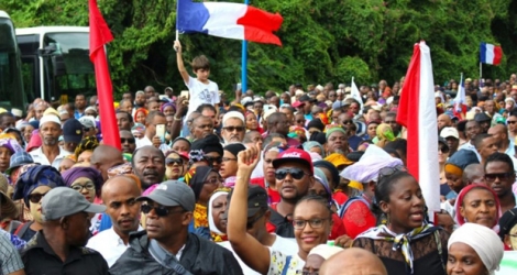 Manifestation contre l'insécurité et le manque de développememnt de l'île, le 7 mars 2018 à Mayotte.