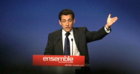 Nicolas Sarkozy durant un meeting à Rouen, le 24 avril 2007, lors de la campagne pour l'élection présidentielle.