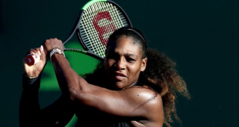 Serena Williams opposée à la Japonaise Naomi Osaka à Key Biscayne, à Miami, le 21 mars 2018 