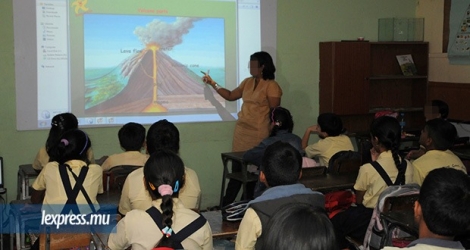 L’Enhancement Program lancé en 2010 avait été éliminé en 2015 suivant l’introduction du projet Nine Year Schooling.