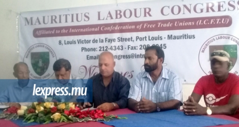 Les membres du Mauritius Labour Congress lors d’une conférence de presse, ce lundi 16 avril.