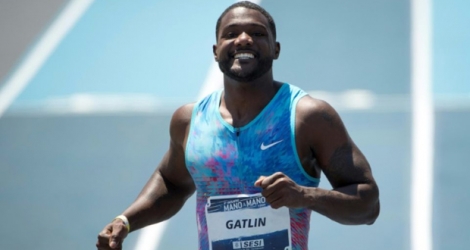 L'Américain Justin Gatlin à l'arrivée de la finale du 100 m lors d'une réunion d'athlétisme à Rio, le 1er octobre 2017