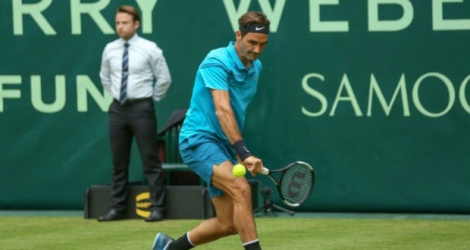 Le Suisse Roger Federer lors du tournoi de Halle, le 19 juin 2018.