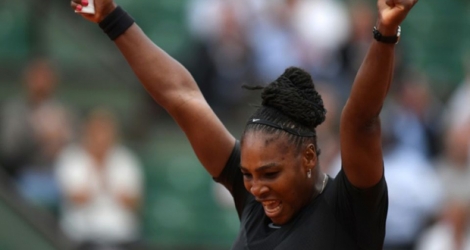 L'Américaine Serena Williams à l'issue de sa victoire sur l'Australienne Ashleigh Barty à Roland-Garros, le 31 mai 2018