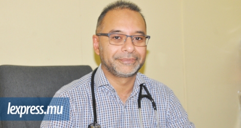 Dr Suleiman Shimjee, endocrinologue.