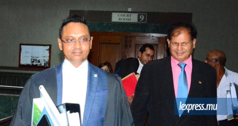 Le député MSM Ravi Rutnah défend le député MSM Raj Dayal en cour intermédiaire, ce jeudi 20 juillet.