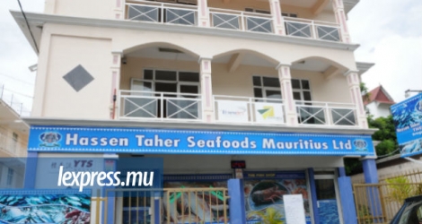 La compagnie Hassen Taher Seafoods poursuivait Mauritian Eagle pour dommages, en raison d’un bateau endommagé. 