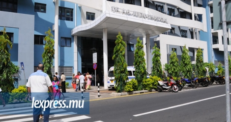 La trentenaire a porté plainte au poste de police de l’hôpital Jeetoo le 31 août 2018.
