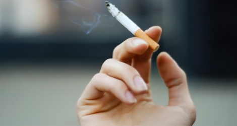 Le cancer du poumon, dû entre autres au tabac, est le plus meurtrier parmi les femmes dans 28 pays.