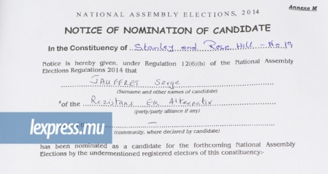 Lors du «Nomination Day» le 24 novembre 2014, le candidat de Rezistans ek Alternativ Serge Jauffrey avait refusé d’indiquer son appartenance ethnique.