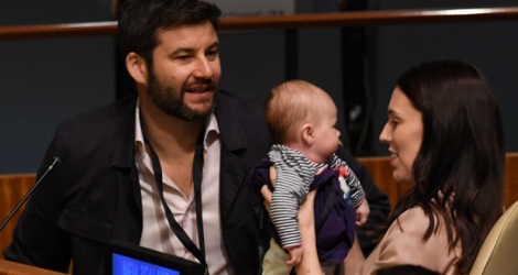 Jacinda Ardern a emmené sa fille âgée de seulement trois mois à New York, où elle participe à l’Assemblée générale annuelle de l’ONU.