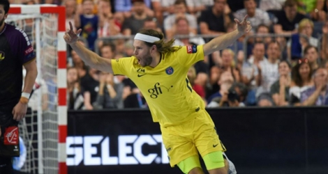Le Danois du PSG Mikkel Hansen contre Nantes en demi-finale du Final Four de Ligue des champions, le 26 mai 2018 à Cologne (Allemagne)