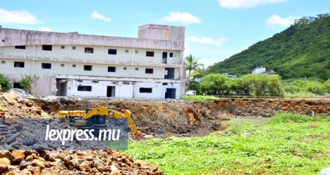 L’ancienne clinique MedPoint, dont les travaux de rénovation ont débuté, causera-t-elle la ruine de Pravind Jugnauth ?