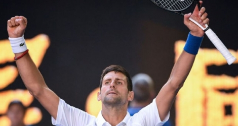Novak Djokovic vainqueur du Canadien Denis Shapovalov à l'Open d'Australie à Melbourne, le 19 janvier 2019.