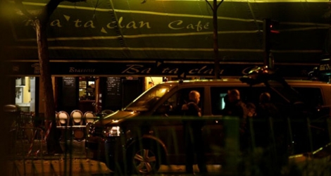 Le Bataclan après les attentats terroristes le 14 novembre 2015 à Paris
