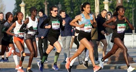 La Française Clémence Calvin lors du marathon de Paris, le 14 avril 2019.