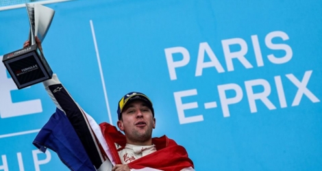 Le Néerlandais Robin Frijns remporte le E-Prix de Paris de Formule Electrique le 27 avril 2019.