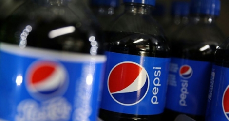 Des bouteilles de Pepsico dans une épicerie en Californie, le 13 février 2018. Le géant américain des boissons et des snacks veut investir, en partenariat avec le groupe mexicain Grupo Gepp, 4 milliards de dollars au Mexique entre 2019 et 2020.