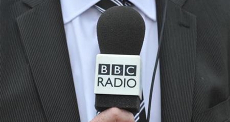 La radio britannique BBC Radio 5 live a été licencié jeudi après un tweet sur le fils du prince Harry et de Meghan assorti d'une photo de singe.