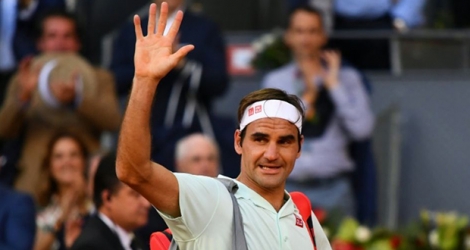 Le Suisse Roger Federer après sa défaite face à l'Autrichien Dominic Thiem, le 10 mai 2019 à Madrid.