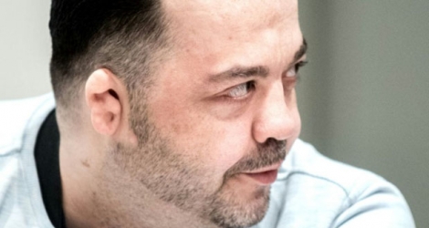 Niels Högel, un ex-infirmier allemand accusé d'une centaine de meurtres de patients par injection, lors de son procès le 16 mai 2019 à Oldenbourg.