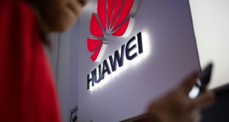 Huawei attaque en justice l'interdiction faite aux administrations fédérales aux Etats-Unis d'acheter ses équipements et services, ou de travailler avec des compagnies tierces qui sont ses clientes.