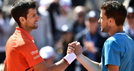 Djokovic (g) stoppé par Thiem qui rejoint Nadal en Finale le 8 juin 2019.