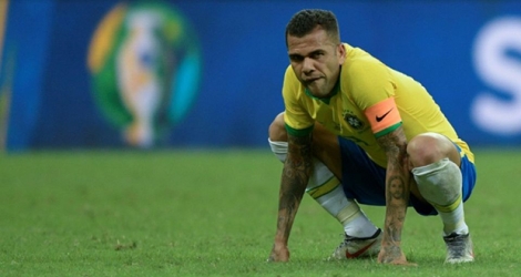 Dani Alves, le capitaine du Brésil, dépité par le 0-0 de son équipe face au Venezuela, le 18 juin 2019 à Salvador (Brésil).