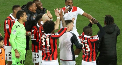 Le rachat de l'OGC Nice, ici à l'issue d'un match de Ligue 1 à l'Allianz Riviera le 10 février 2019, a reçu l'aval des autorités.