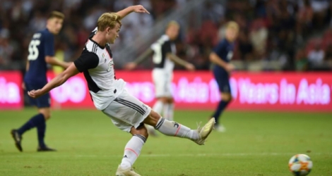 Le défenseur néerlandais Matthijs de Ligt, fraîchement arrivé à Turin, dispute un match avec la Juve contre Tottenham à Singapour, le 21 juillet 2019.