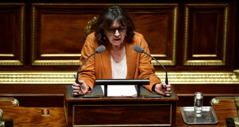 Eliane Assassi en 2016 au Sénat.