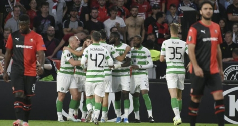 Les joueurs du Celtic se congratulent après leur égalisation sur penalty face à Rennes, en Ligue Europa, le 19 septembre 2019 au Roazhon Park.