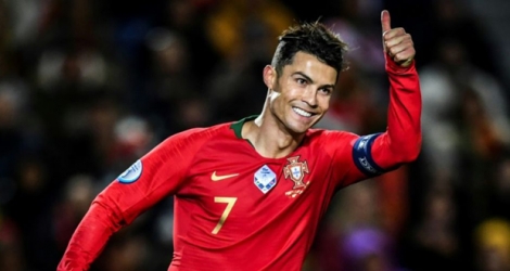 La joie de l'attaquant du Portugal Cristiano Ronaldo après avoir inscrit un buit contre la Lituanie, le 14 novembre 2019 à Faro.