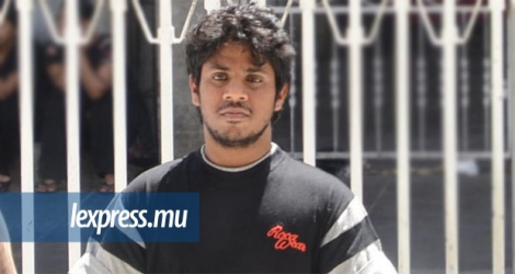 Satyam Dronah Fullee, âgé de 23 ans et accusé d’avoir mortellement poignardé son père.