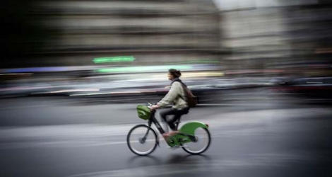 Pendant la grève, à partir du 5 décembre 2019, de nombreux Français vont essayer le vélo, comme ultime recours pour leurs trajets quotidiens, et ils pourraient bien l'adopter.