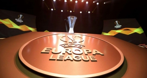 Le trophée de la Ligue Europa lors du tirage au sort de la phase de groupes, le 30 août 2019 à Monaco.