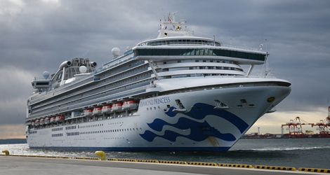 Le «Diamond Princess» est à quai dans le port de Yokohama, au Japon, ce jeudi.
